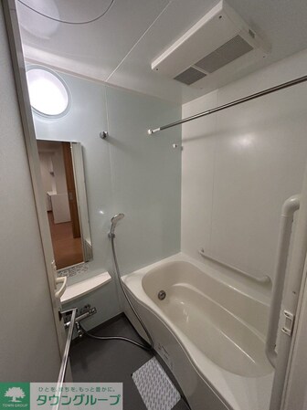 ロイヤルパークス新田の物件内観写真